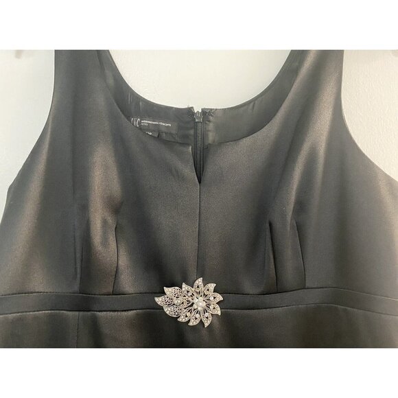 INC International Concepts Dress Size 12P Black Satin with Brooch - Picture 4 of 8